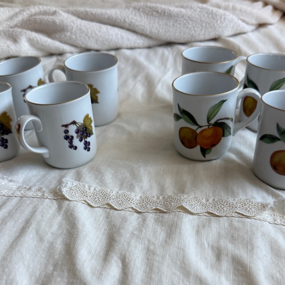 Royal Worcester Evesham Mugs